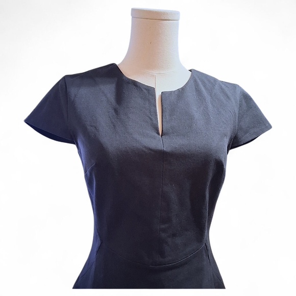 Banana Republic Sheath Split Neck Womens Dress Size 6 Petite - Picture 2 of 9